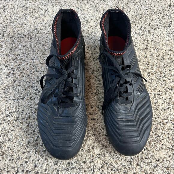 Adidas Predator Men's Soccer Cleats Size 6 Black Red 698007 - Picture 2 of 7